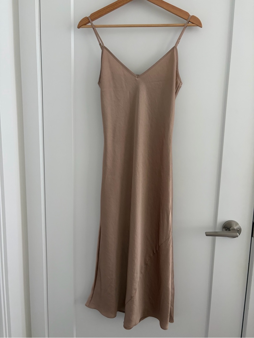 Aritzia Wilfred Only Slip Dress